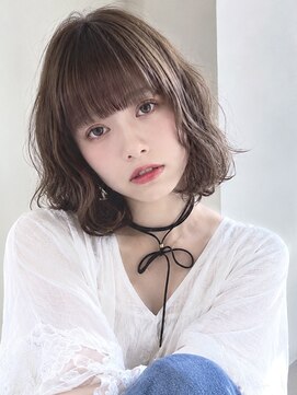 ペッツショコラ(PETZ chocolat) グレージュ デザインカラー ハッシュカット 縮毛矯正 24