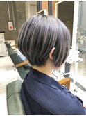 {DAYS表参道 }大人かわいい小顔ワンサイドショートボブWカラー