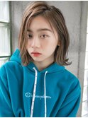 外ハネライトベージュ
