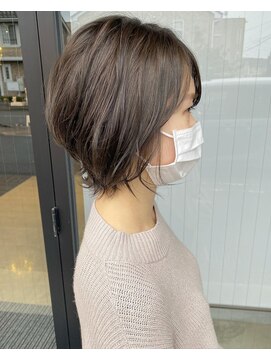 フィオーレ ヘアデザイン(FIORE hair design) グレージュカラー/ショート