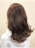 【essence】ラベンダーベージュ