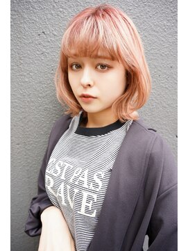 ブゾン(buZon) 【buZon ブゾン】ピンクベージュ×レイヤーボブ