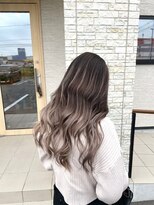 リズ(Liz.)&nbsp;バレイヤージュカラー