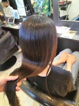 アンビ(ambi) ストレート×オージュアトリートメント