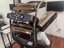ルーチェの雰囲気（施術3幹細胞を塗布し、育成光線・マイナス電子をあて活性します）