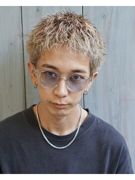 アミ(AMIS) spiky short × blond color