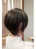 ショートボブ