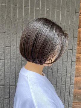 リーナ ビューティガーデン(LiNA BeautyGarden) タッセルボブ/切りっぱなしボブ/ワンレングスボブ