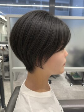 キートス(Kiitos) 【小顔見え×横顔美人】くびれショート