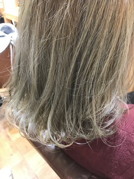 ネオヘアー 天満橋(Neo hair) シルキーベージュ