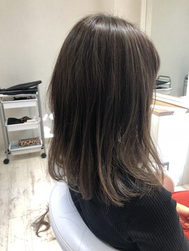 ロワゾ ヘア デザイン(L'OiSEAU HAIR DESIGN) グラデーション