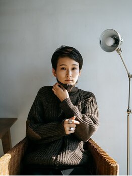 【ダメージレス+透明感+ハイクオリティ】大人女性のグレイカラーをオシャレも楽しめる美発色カラーに☆