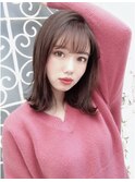 小顔ヘア　ヌーディーカラー　韓国ボブ　切りっぱなしボブ