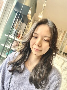 アンジュベイナハ (Ange Bay NAHA) レイヤーカット×パーマ