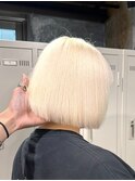 ホワイトブロンド/抜きっぱなし/ボブ/ハイトーンボブ/池袋