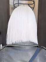 ミーム 原宿 表参道(meme)&nbsp;ホワイト/ブロンド/抜きっぱなしブリーチ