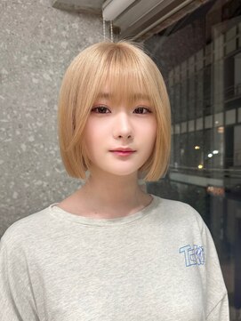 サンク 原宿 表参道(cinq) ダメージレスなブリーチカラーで作るブロンドカラー