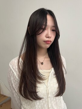 ヨーク(YOKE) ロングレイヤーフェイスレイヤー顔周りカット艶髪