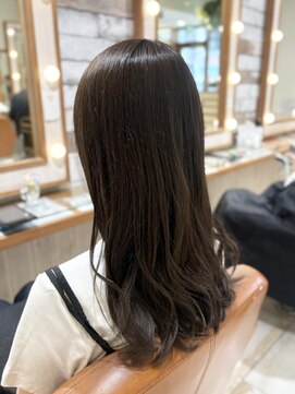 ネオリーブ クタ 町田店(Neolive kuta) 【Neolivekuta】アッシュブラウン【町田】