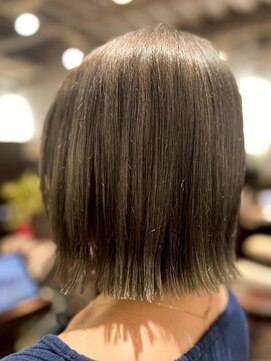 トゥルートラスト アン 下石田店(True Trust un) 小顔大人可愛い外ハネシルキーベージュミディ20代30代40代