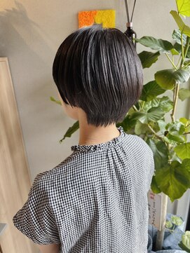 プティリュ(PetitLieu) マッシュショートヘア