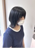 ミディアムヘア暗めカラーデザインカラーフェイスフレーミング