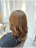柔らかいベージュカラー