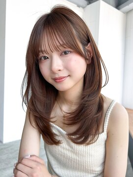 韓国ヘアフェイスフレーミング暗めカラー顔周りレイヤー_F30977