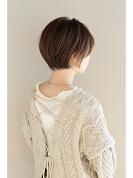 アフロート ギンザ(AFLOAT GINZA) 【小鳥居】大人可愛い艶カラーショートボブ30代40代50代