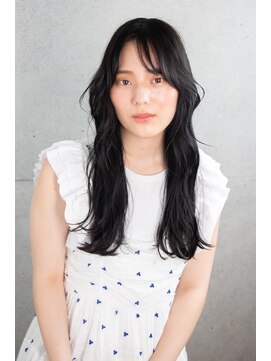 パノラ(PANOLA) ロングレイヤーパーマスタイル 黒髪 長めバング 巻き髪