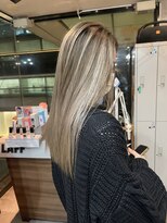 ラフ(LAFF)&nbsp;#バレイヤージュ#グレージュカラー#ボブウルフ#ココアベージュ