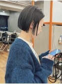 ぱっつんストレートボブ