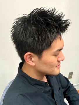 スナッグルサロン(SNUGGLE SALON) 束感アップバングショート/刈り上げ/ツーブロック/ビジネス/練馬