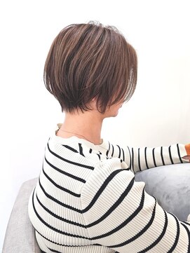 ユトリ ヘアーアンドスパ(YUTORI hair＆spa) ハイライトで動きの出るショート