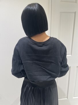 アーティ(aaty) パツッとミニボブ