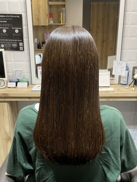 カミケンガレリア(kamiken. galleria) 大人ミディアムオリーブグレージュカラー【カミケンガレリア店】