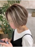 バレイヤージュ１/イメチェン/ホワイトブロンド/外ハネボブ/美髪