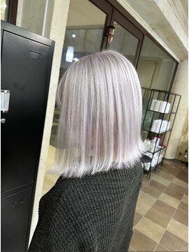 ジブル(Giblle.) 【Giblle.】ホワイト/透明感カラー/熊本美容室/下通り