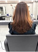 レイヤーカット イメチェン ホワイトブロンド/シャドウレイヤー