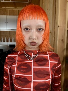 リリック(LYLICK) オレンジカラー