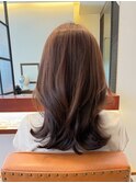 くびれミディ×外ハネレイヤー
