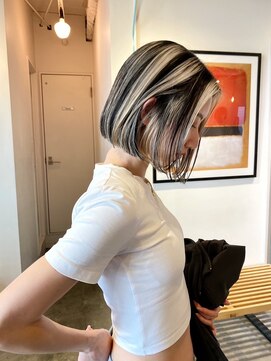 ルーム(Loom.) デザインカラーコントラストハイライト切りっぱなしボブ