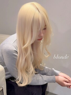 ベレーザ 渋谷(BELEZA) 16355抜きっぱなしブリーチ金髪レイヤーロングホワイトブロンド