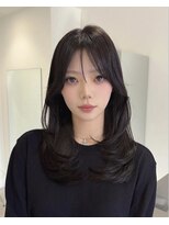 ジア(XIA)&nbsp;レイヤカット×ダークショコラグレージュ/10代20代透明感カラー