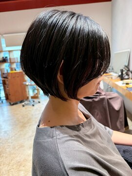 ナチュラル ヘアーデザイニング(Natural hair designing) 美シルエットショート/褒められショートボブ/チャコールグレー