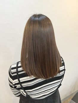 ミドルノート(Middle Note)の写真/ロングやミディアムヘアを美しく。縮毛矯正で整える、大人可愛いスタイルを提案します!