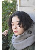 さりげない毛先の動きが魅力をプラスしたショートスタイル☆