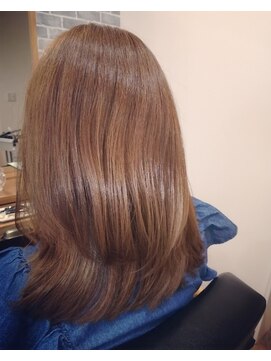 タスクヘア(TASUKU HAIR) ブリーチなしで作る透明感カラー【大人女性】