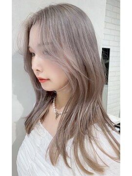 アルバム 渋谷パルコ(ALBUM) ホワイトベージュ_グレージュカラーボブウルフ_ba336771