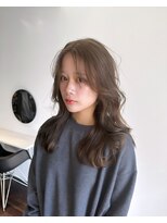 シェノン 心斎橋(CHAINON)&nbsp;黒髪グレーベージュレイヤーロングアッシュカラー前髪パーマ